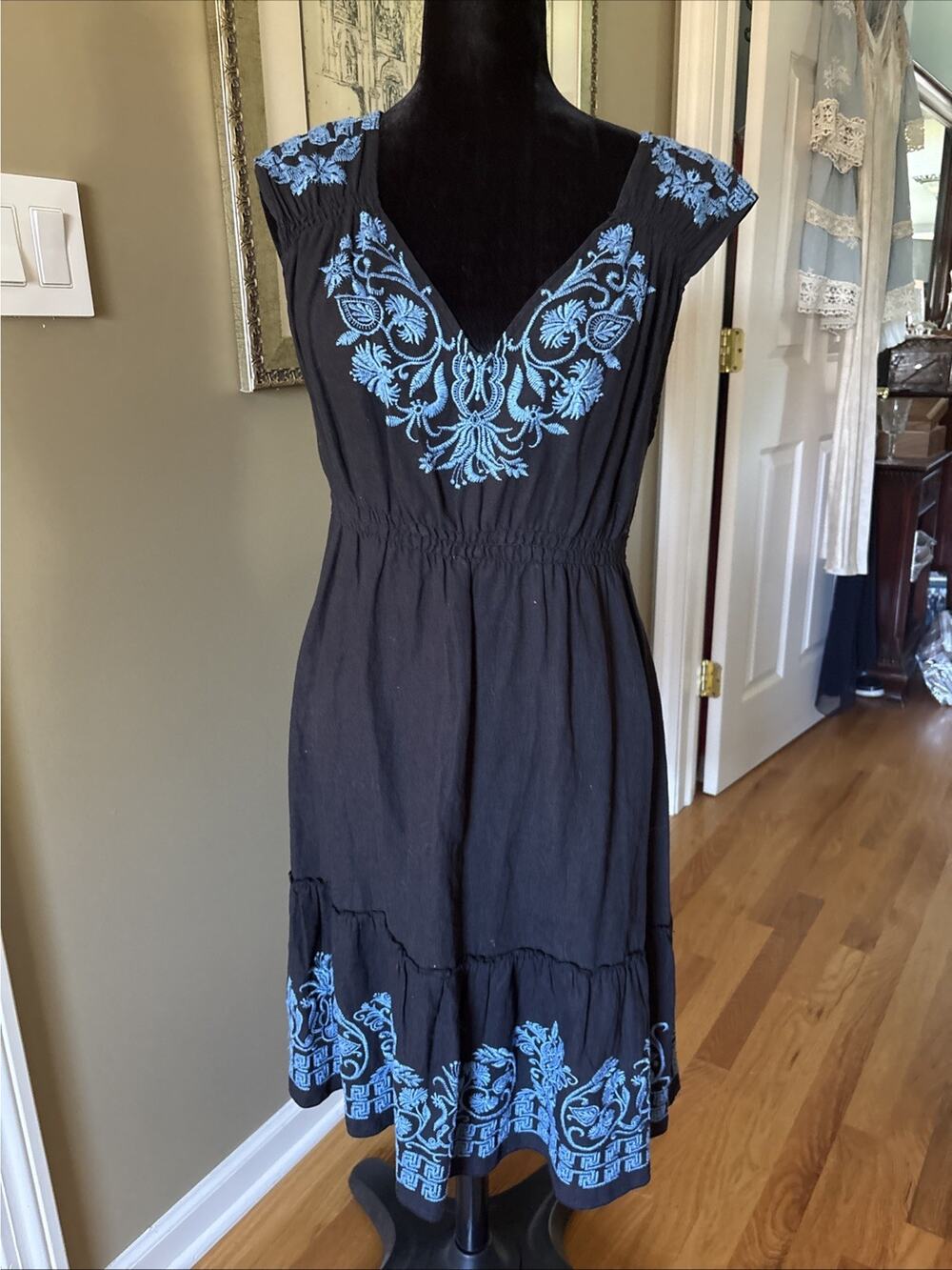 Johnny Was Womens Large Linen Embroidered Black Blue Floral Boho V Neck Dress